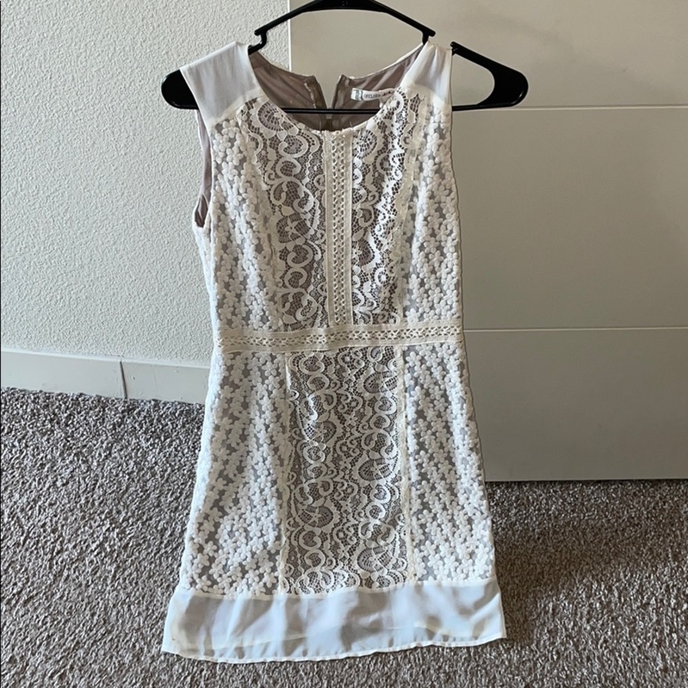 White lace dress